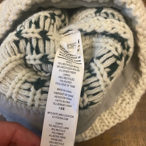 Patagonia Snowbelle Beanie - Picture 7 of 10